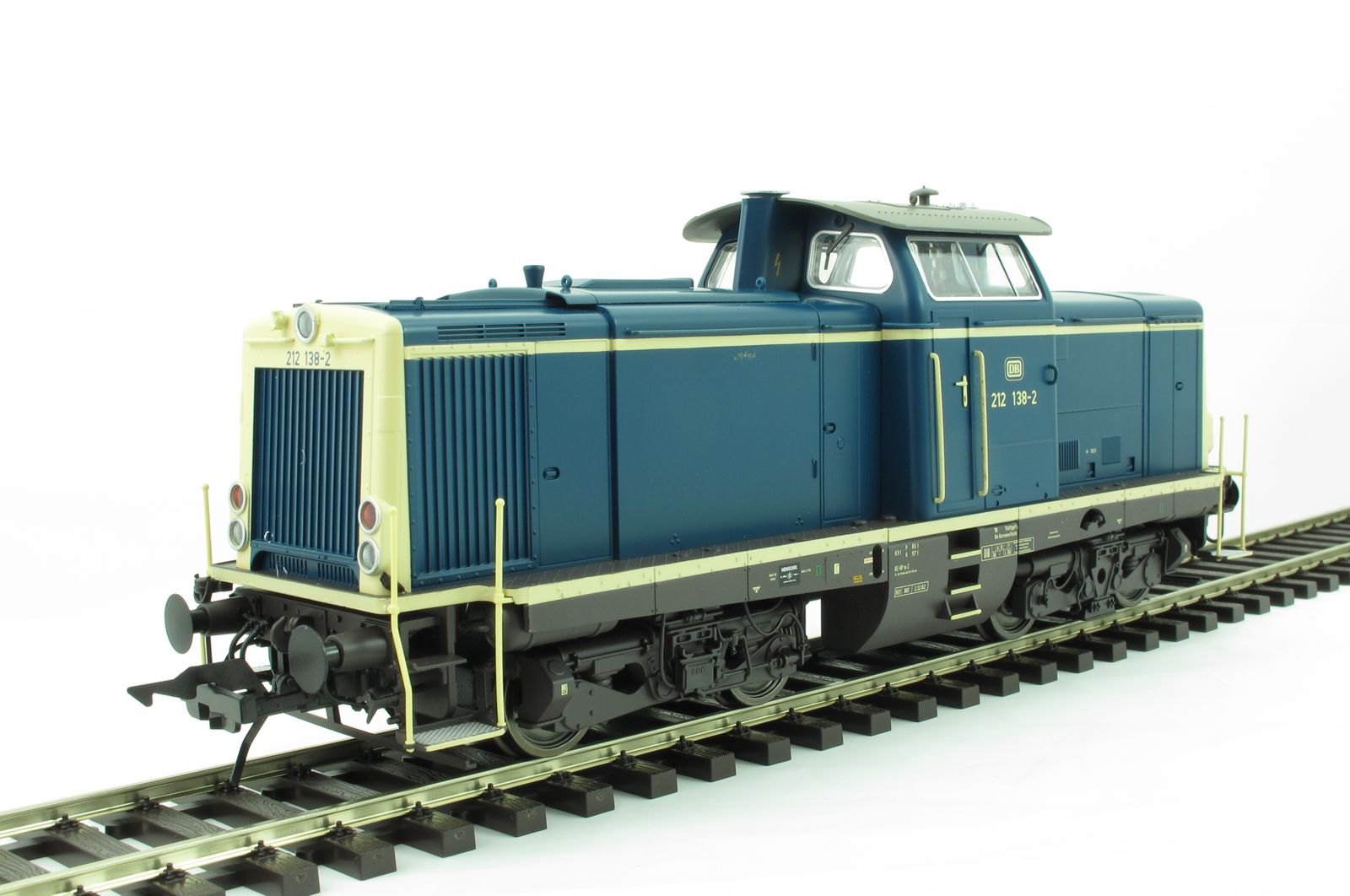 Diesellok BR 212, DB, Ep.4, ozeanblau/elfenbein